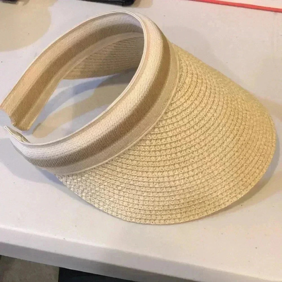 Catherine Malandrino Cream/Tan Sun Visor 100% Paper with Monogram Signature-OS - Picture 6 of 12